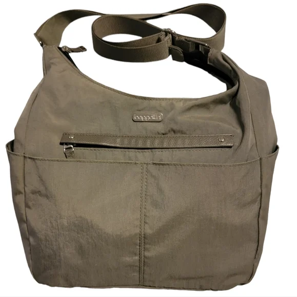 Baggallini Crossbody - Picture 1 of 12